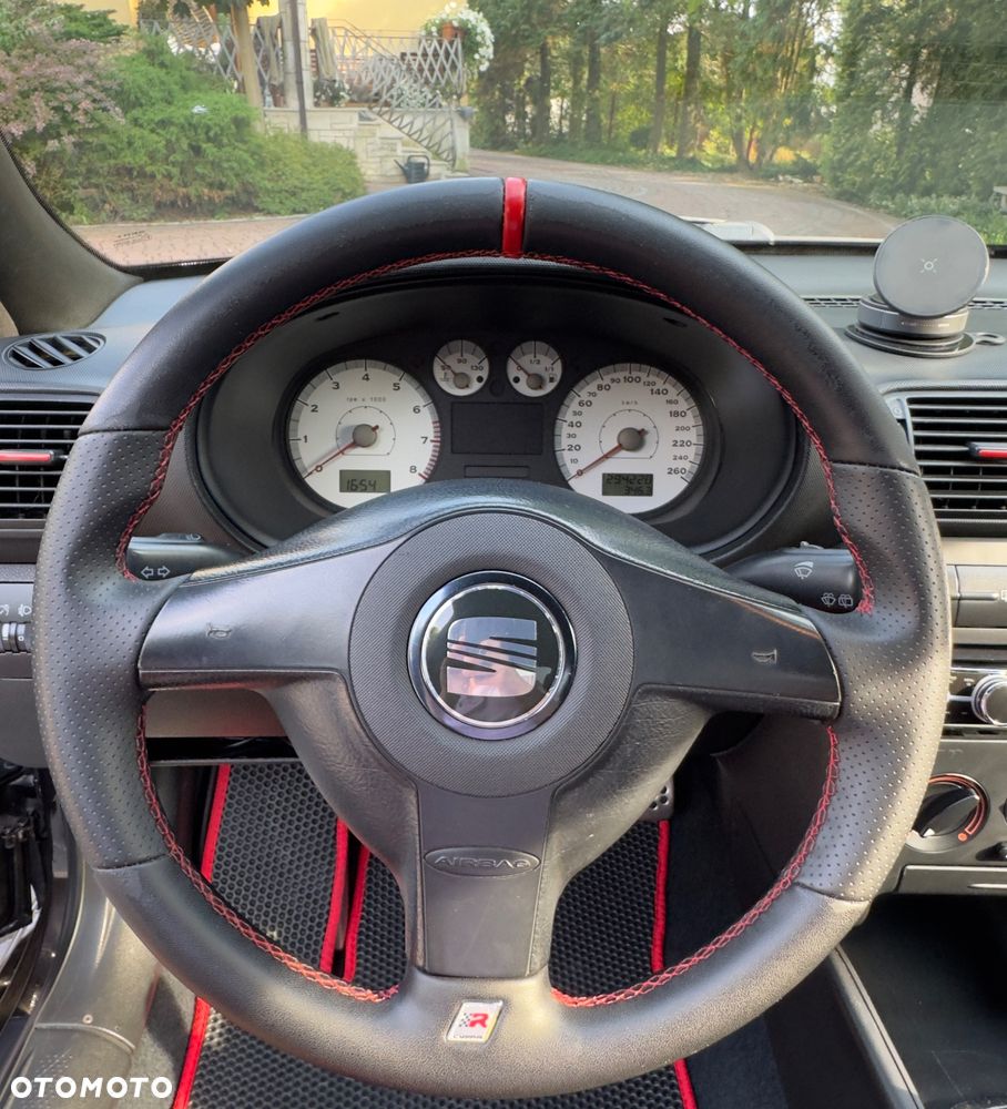 Seat Leon 1.8T Cupra R - 18