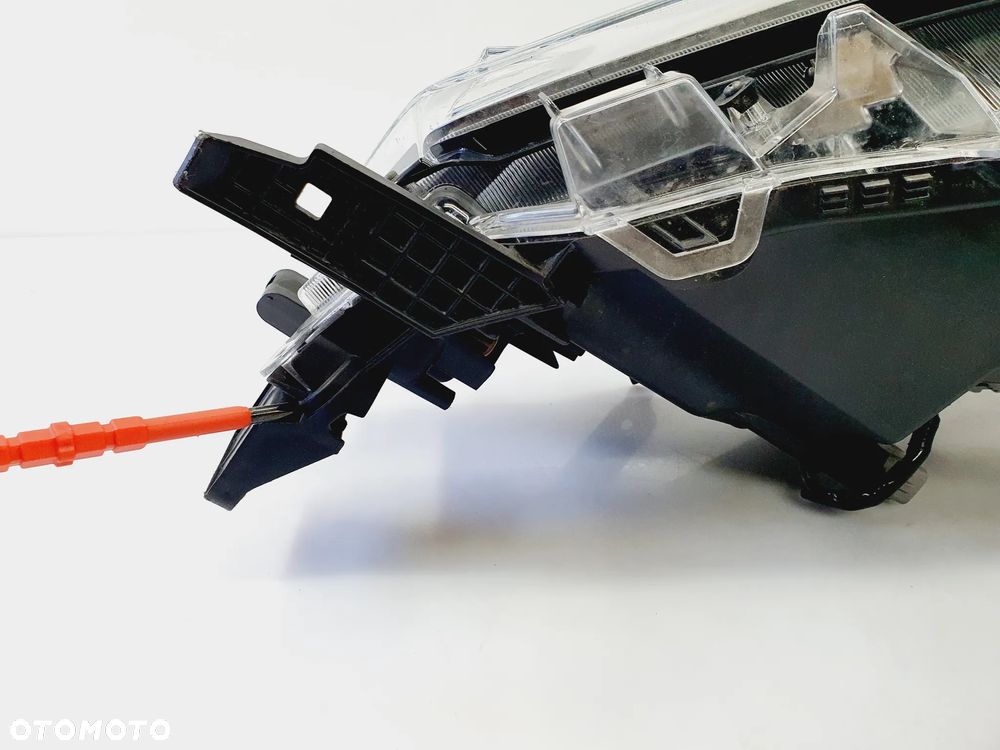 LAMPA LEWA PRZÓD LED TOYOTA HILUX VIII LIFT 20r+ ORYGINAŁ EU!!! - 9