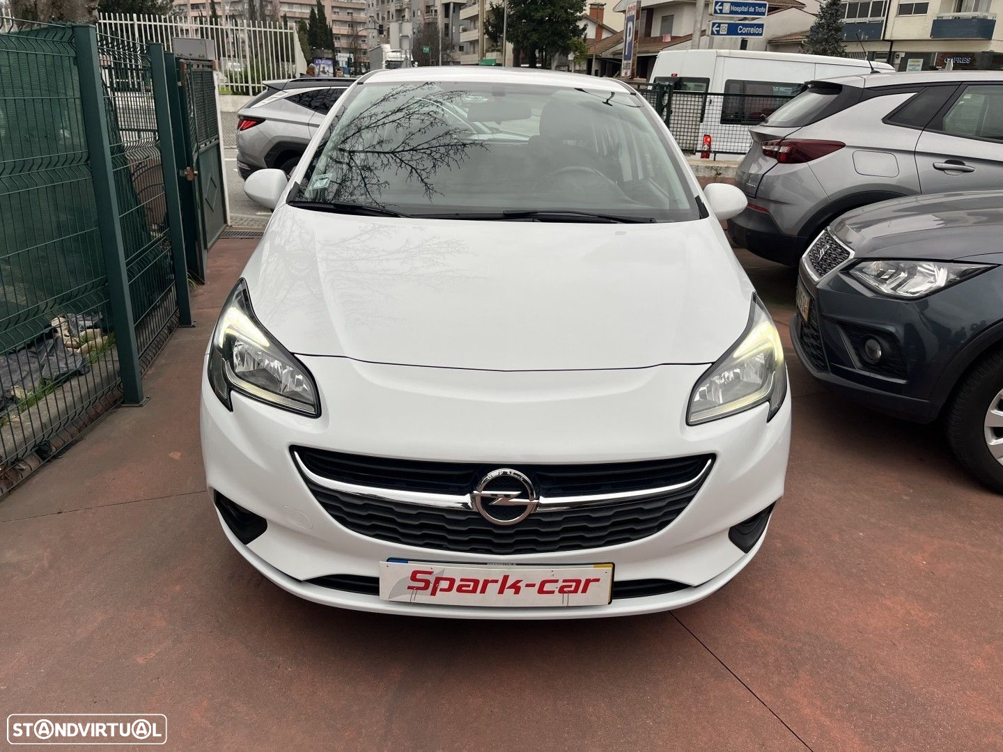 Opel Corsa 1.2 Enjoy - 2