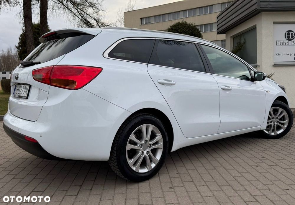 Kia Ceed 1.4 L - 23