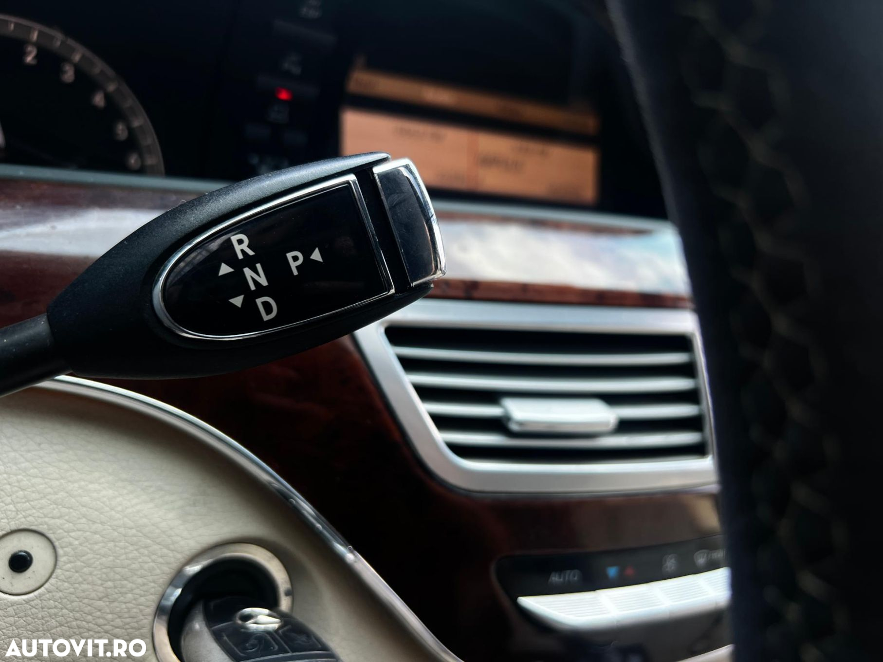 Mercedes-Benz S - 11
