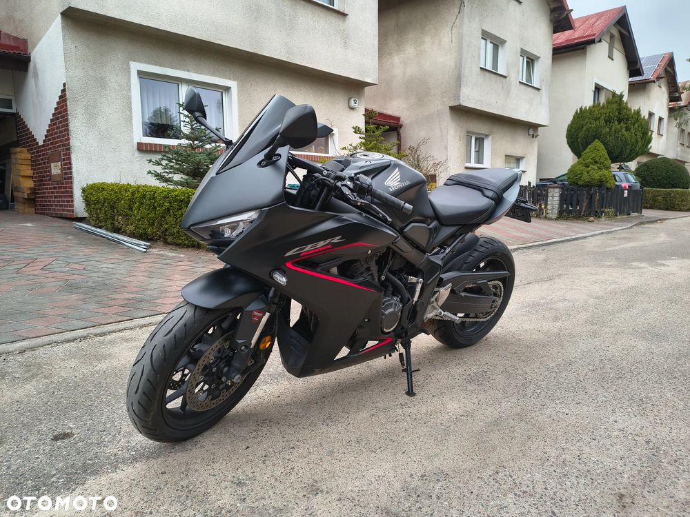 Honda CBR - 3