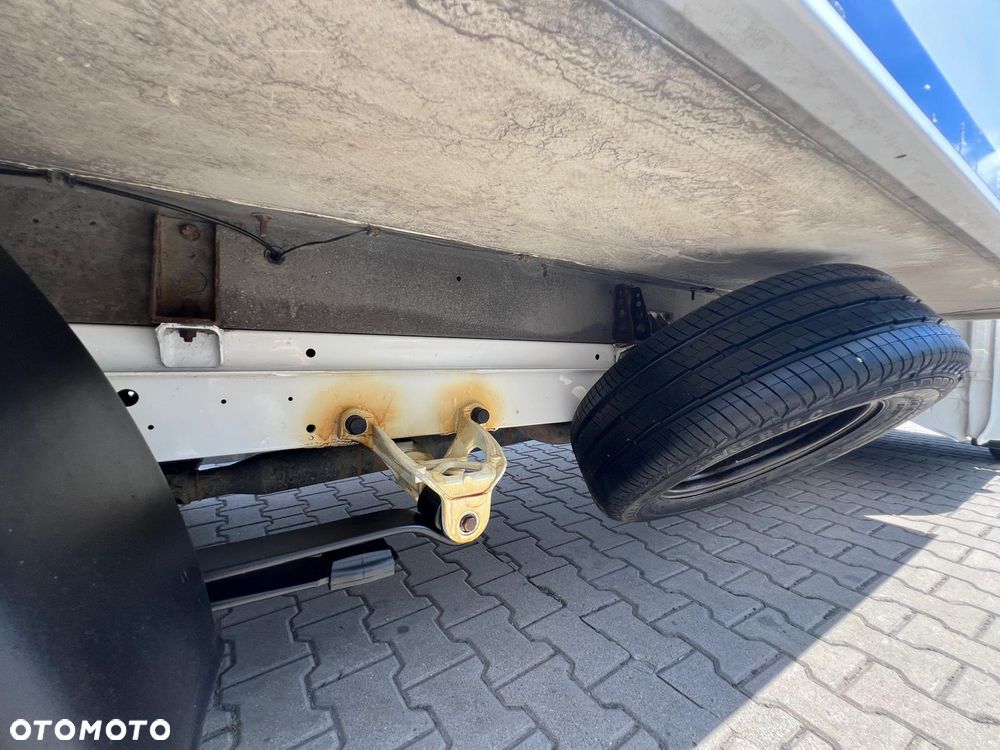 Mercedes-Benz SPRINTER 319 CDI 3,0 V6 AUTOMAT KONTENER CHŁODNIA MITSUBISHI WINDA - 24