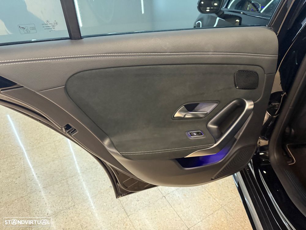 Mercedes-Benz A 250 e 8G-DCT Edition AMG Line - 11