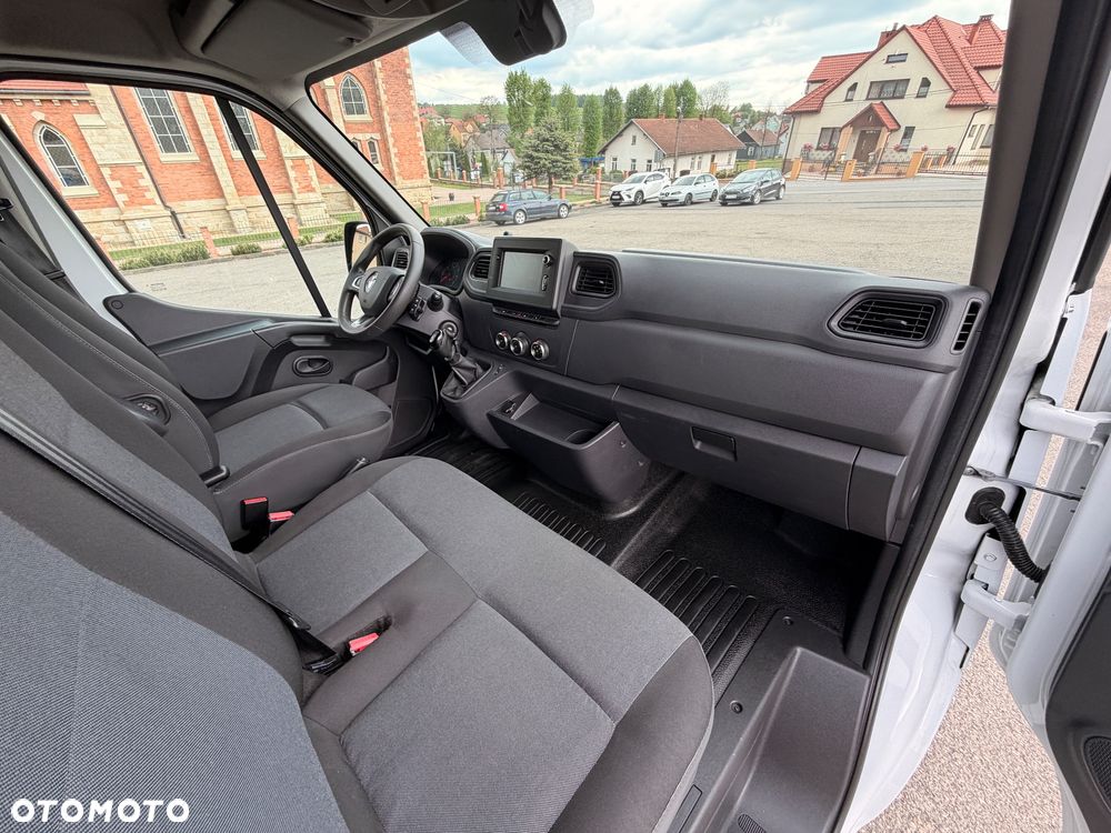 Renault Master L2H2  2.3 136KM - 11