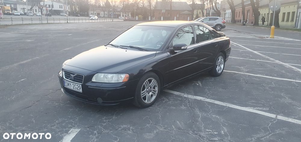 Volvo S60 2.4D5 Momentum - 5