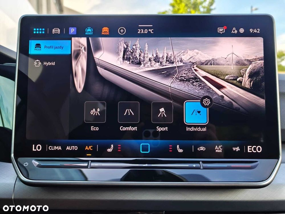 Volkswagen Golf 1.5 TSI EHybrid PHEV 150kW Life Plus DSG - 29