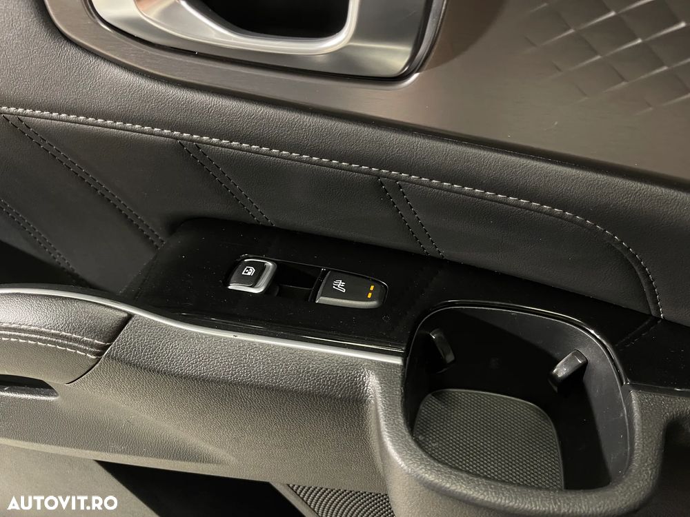 Kia Sorento 1.6 T-GDI PHEV AWD Aut. Platinum - 24