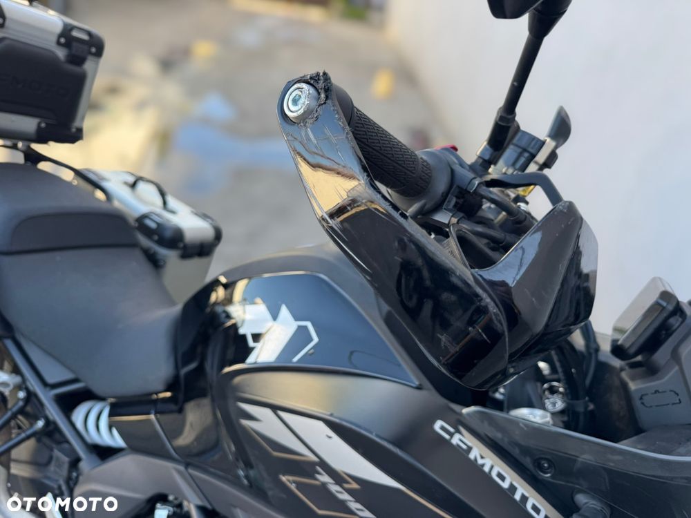 CFMoto 700MT - 18