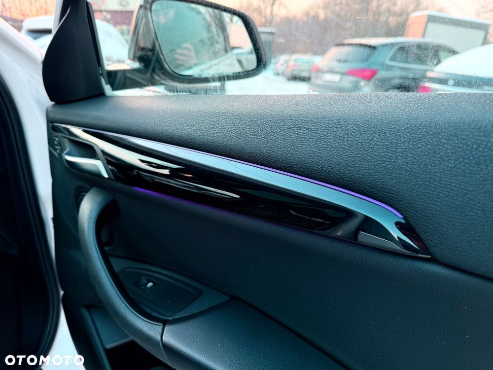 BMW X2 xDrive20i Advantage Plus - 10