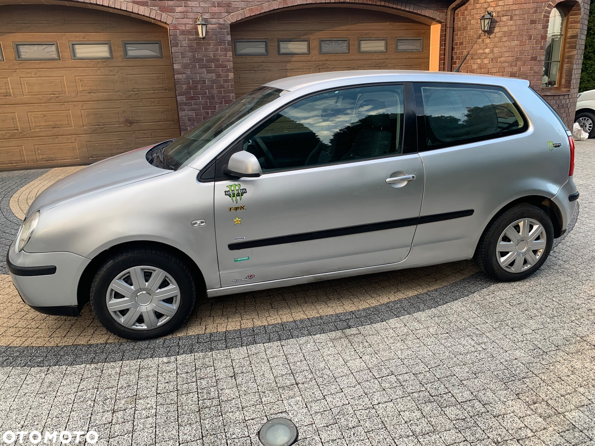 Volkswagen Polo - 2
