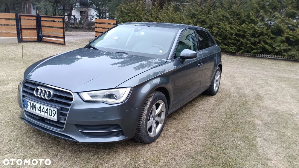 Audi A3 Sportback - 1