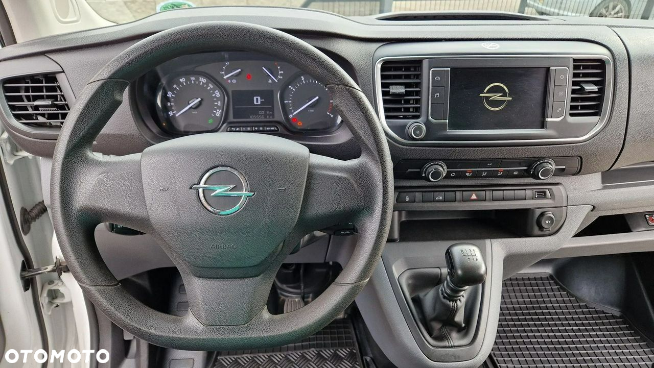 Opel Vivaro - 22