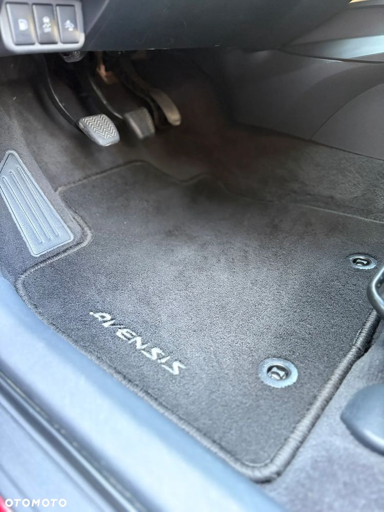 Toyota Avensis 1.8 Selection - 21