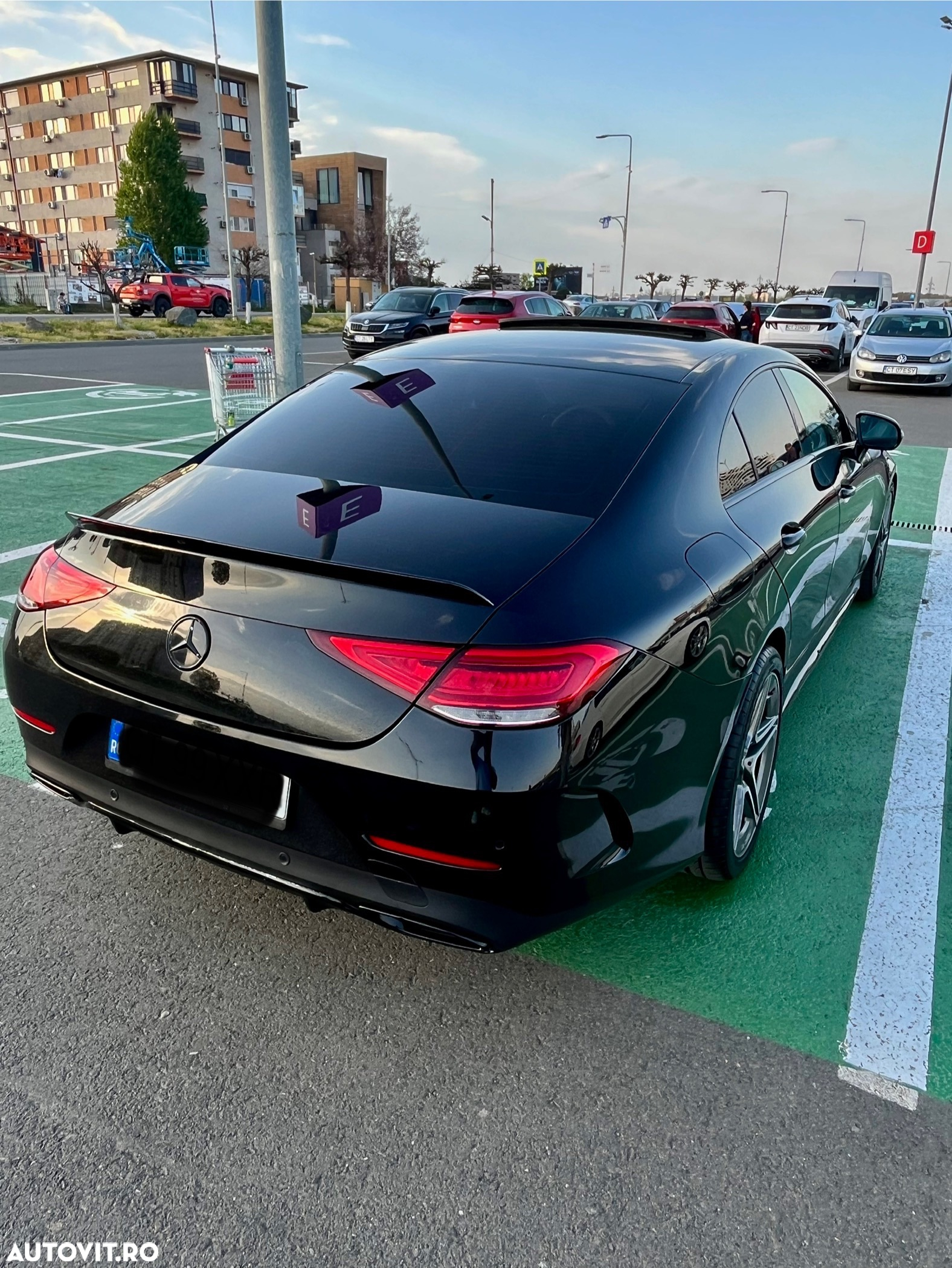 Mercedes-Benz CLS 350 d 4Matic 9G-TRONIC AMG Line - 3