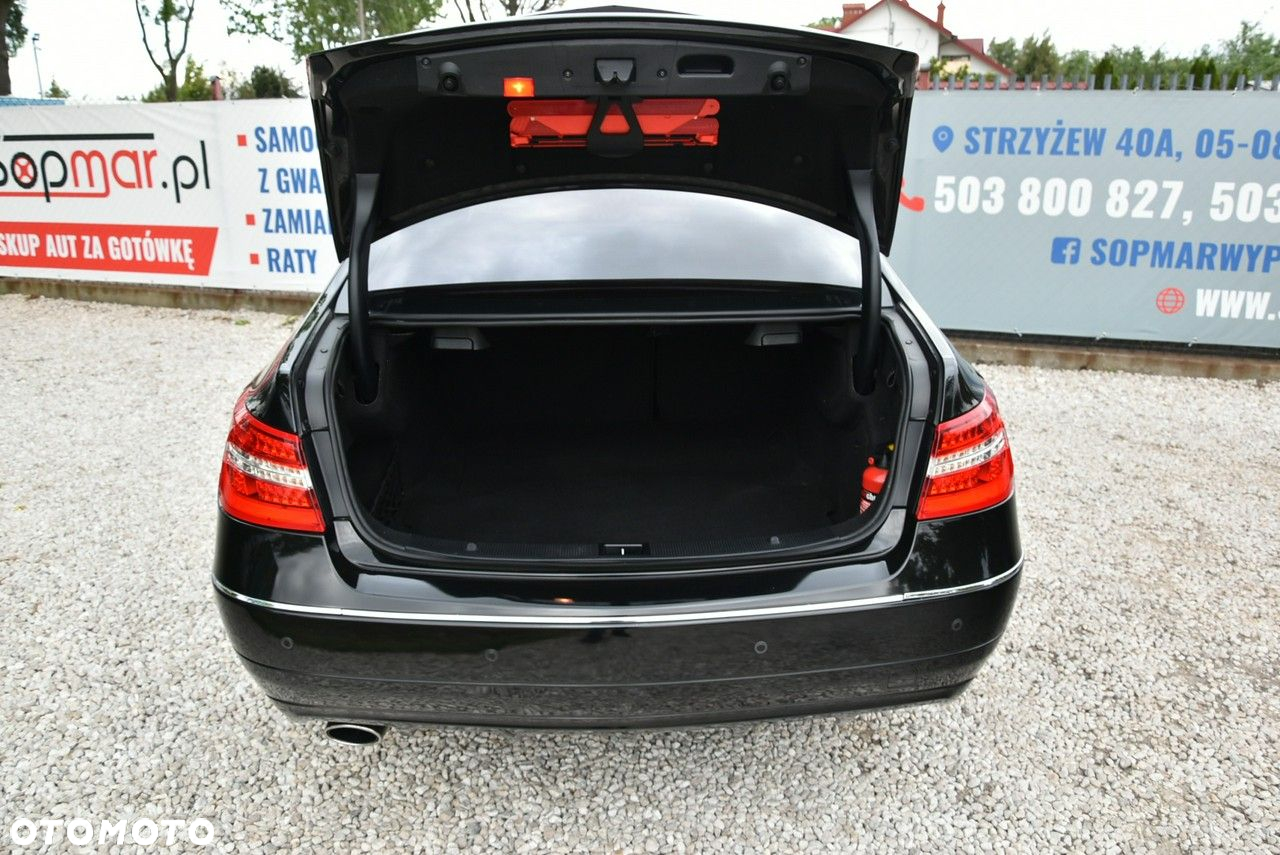 Mercedes-Benz Klasa E 250 CDI DPF Coupe BlueEFFICIENCY Elegance - 28