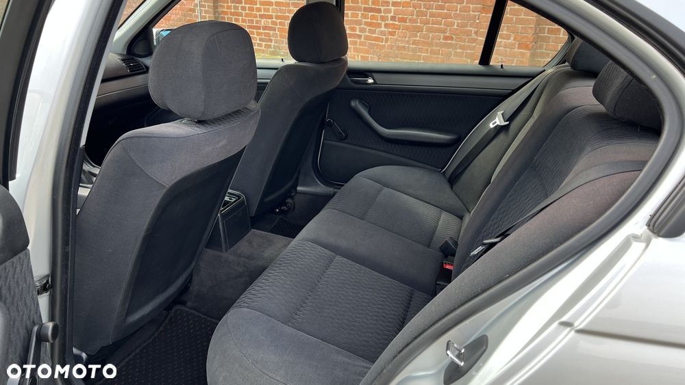 BMW Seria 3 - 23