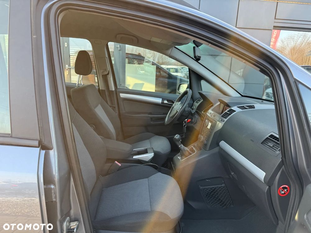 Opel Zafira 1.6 - 27