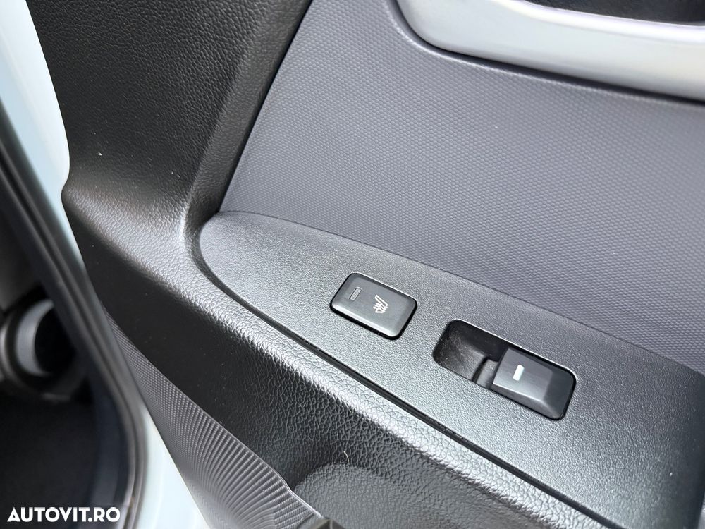 Kia Sportage 1.7 CRDI 2WD Attract - 18