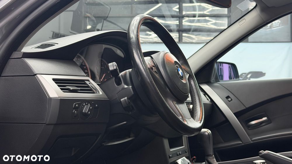 BMW Seria 5 525i - 20