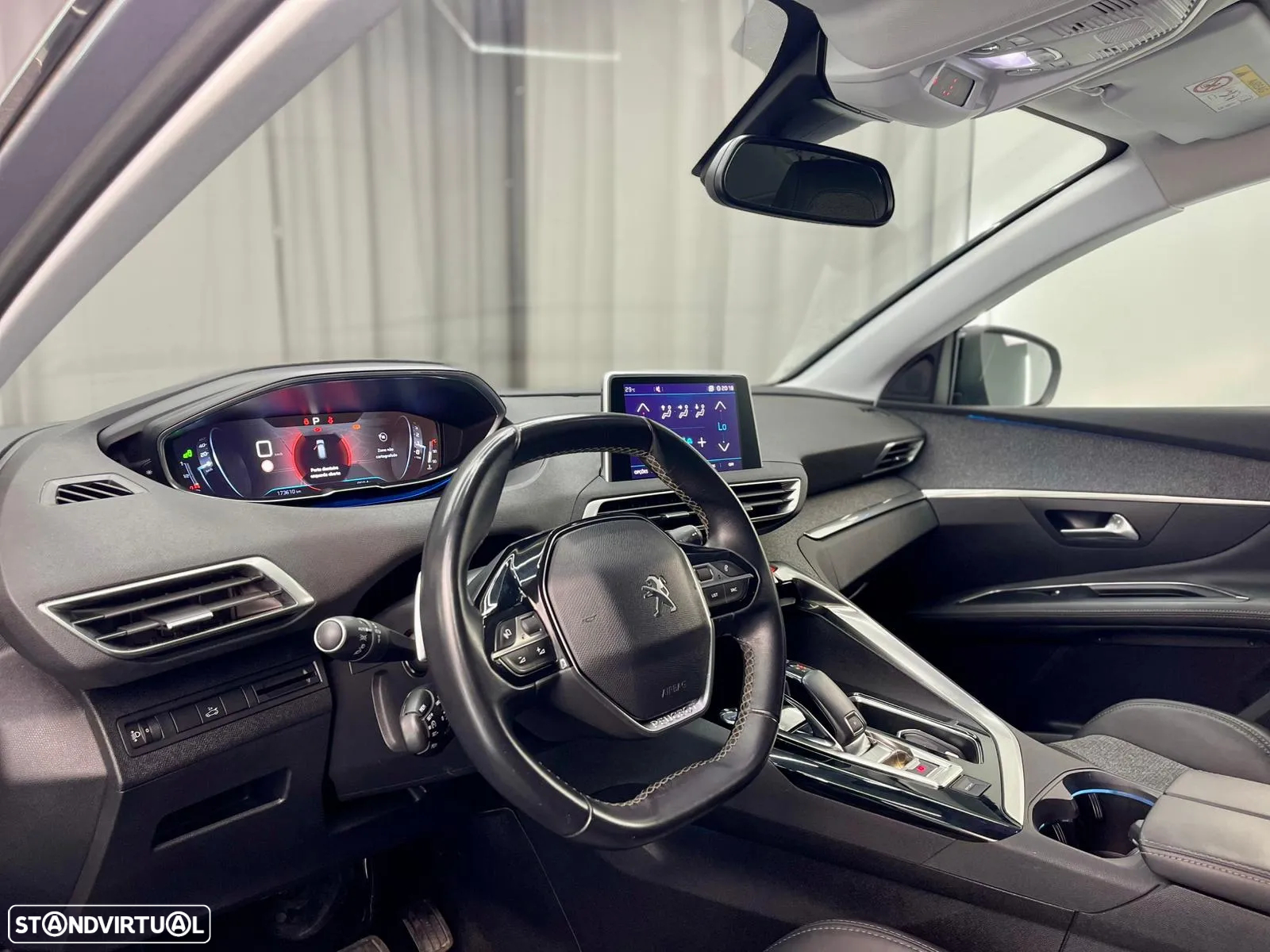 Peugeot 3008 1.6 BlueHDi Allure EAT6 J18 - 25