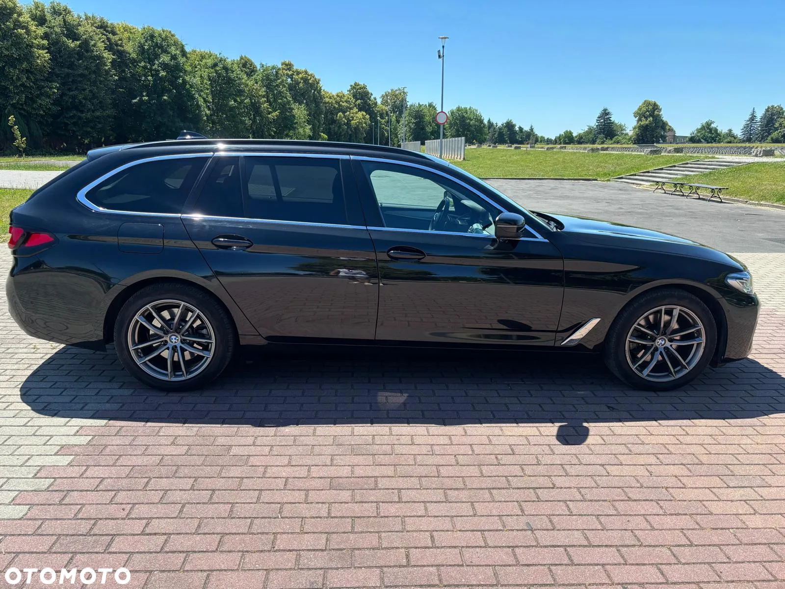 BMW Seria 5 520d Touring Luxury Line - 20