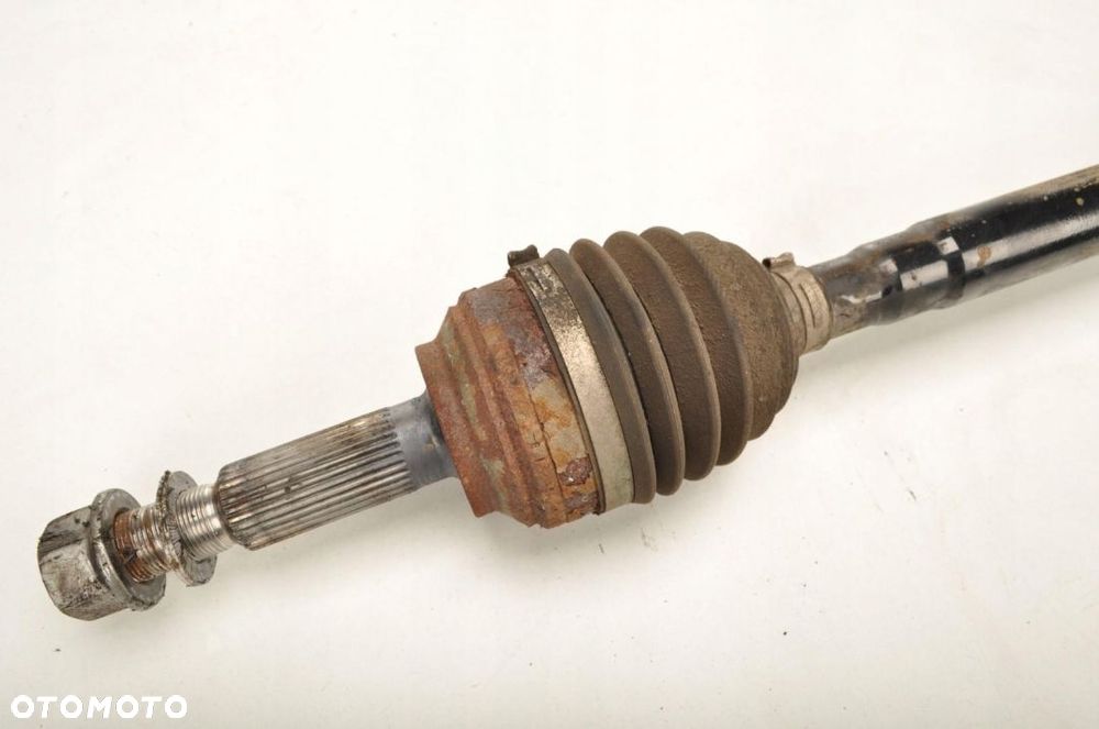 Tesla Model S P85D PÓŁOŚ PRAWY TYŁ TYLNA - 5