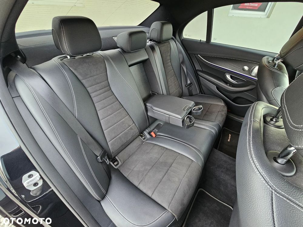 Mercedes-Benz Klasa E 220 d 4-Matic AMG - 12