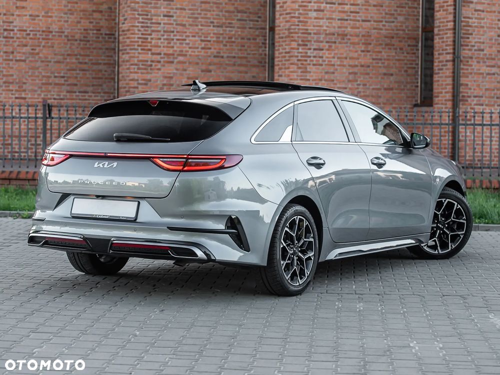 Kia ProCeed 1.5 T-GDI DCT7 OPF GT LINE - 13