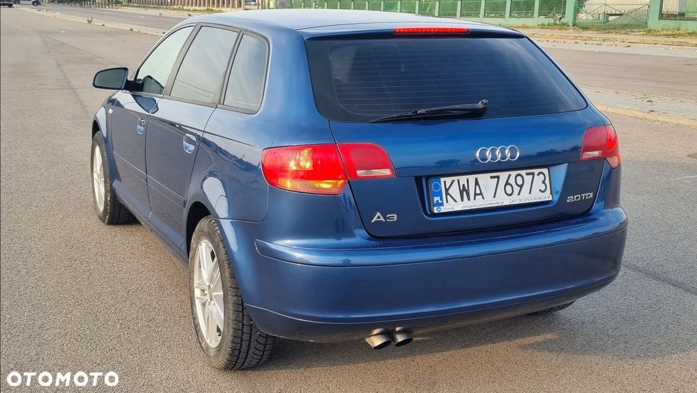 Audi A3 Sportback 2.0 TDI Ambiente - 6