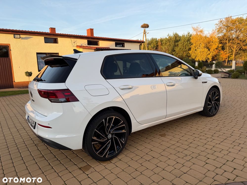 Volkswagen Golf VIII 1.5 TSI EVO Life - 1