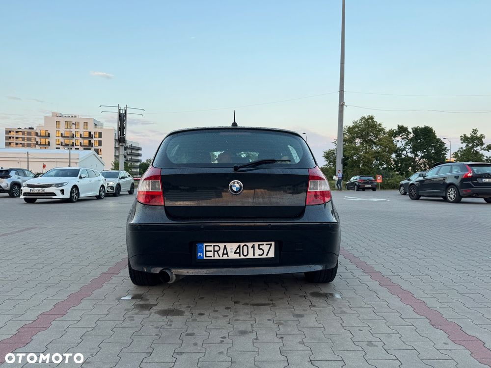BMW Seria 1 120i - 5
