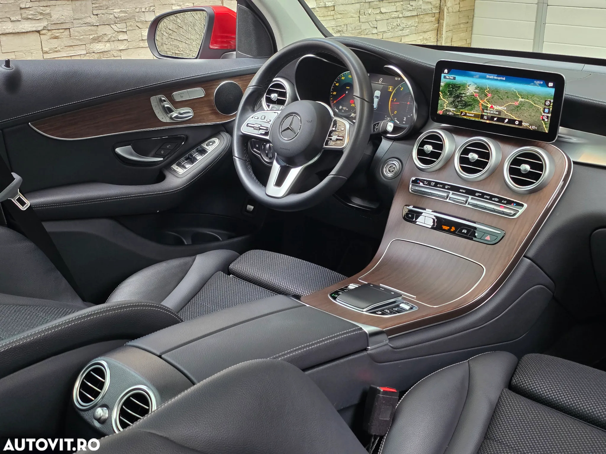 Mercedes-Benz GLC 220 d 4Matic 9G-TRONIC Exclusive - 3