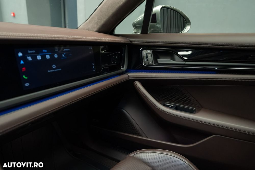 Porsche Panamera 4 - 16