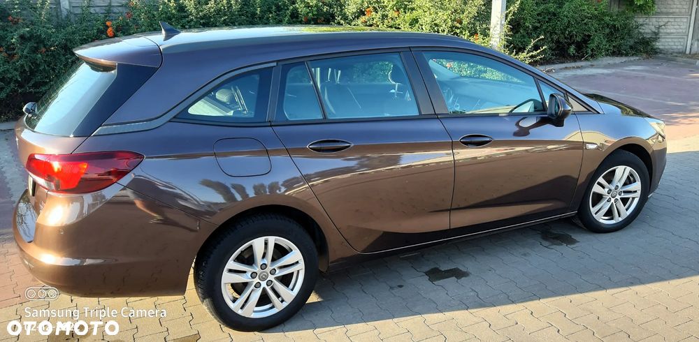 Opel Astra - 16