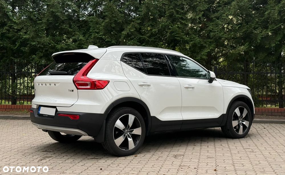 Volvo XC 40 T4 AWD Momentum - 9