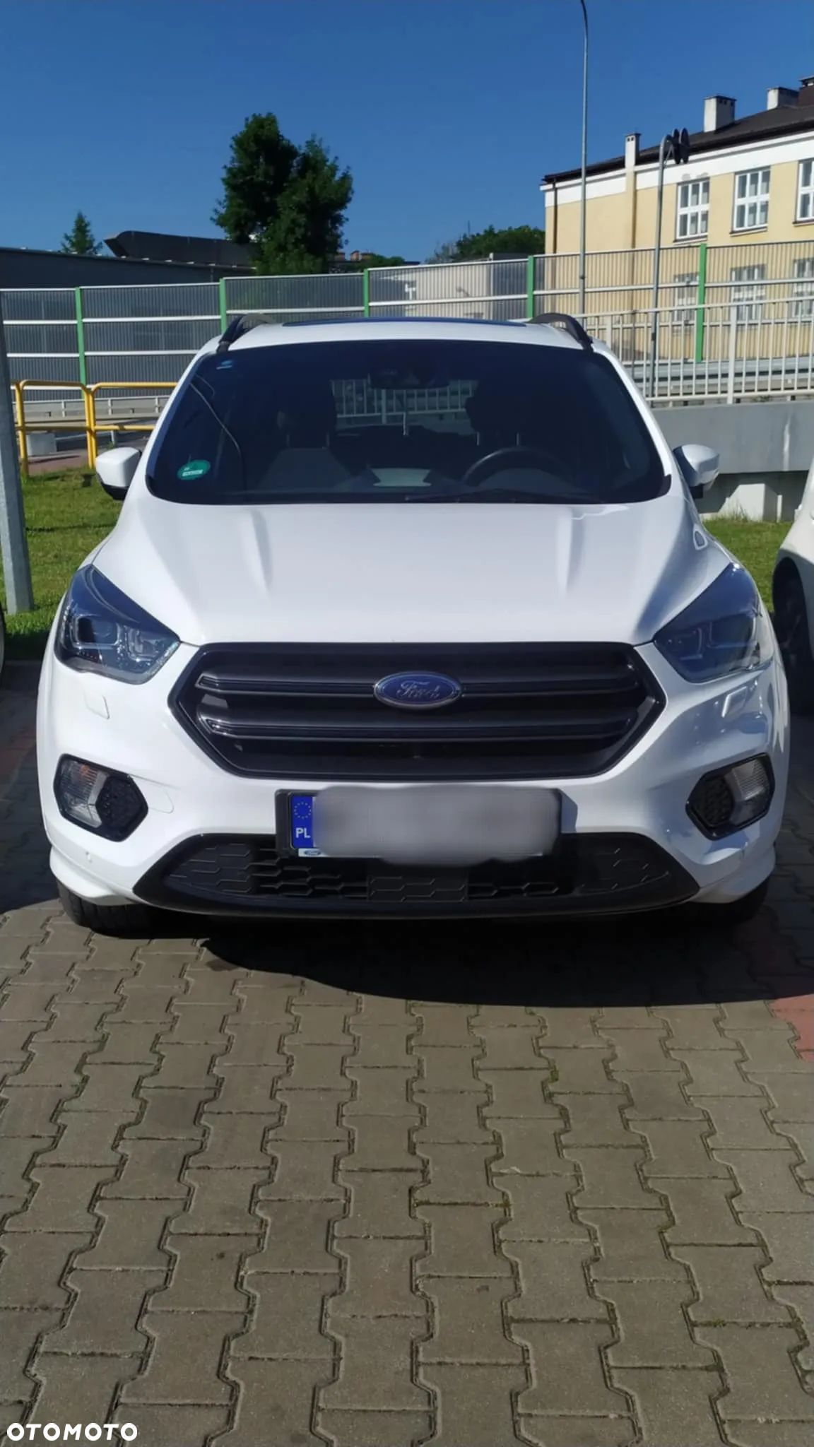 Ford Kuga 1.5 EcoBoost 2x4 ST-Line - 1