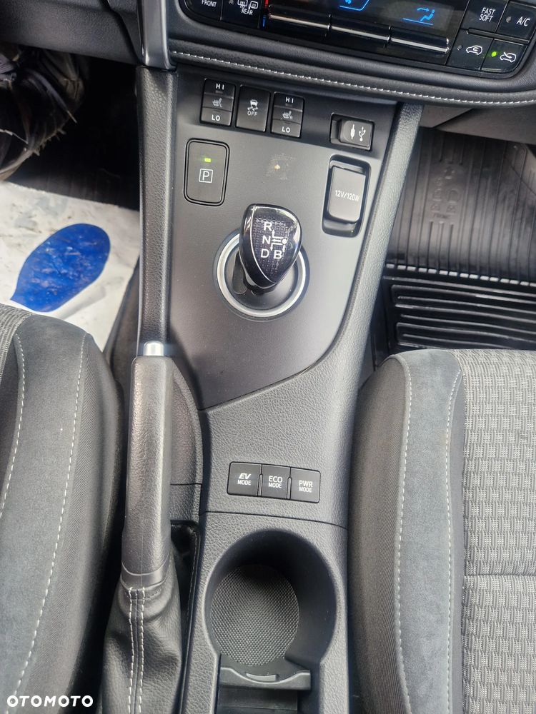 Toyota Auris - 19