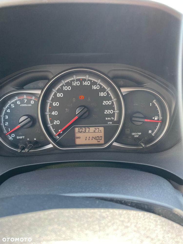 Toyota Yaris 1.33 Active EU6 - 15