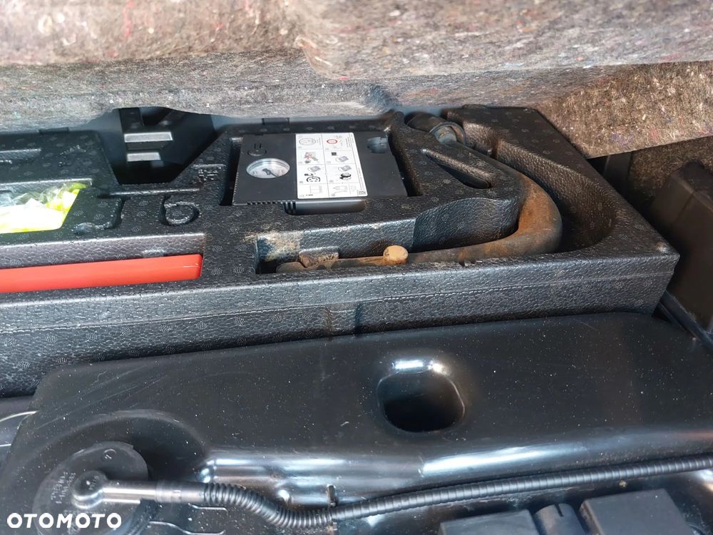 Volvo V40 D2 Drive-E SCR Momentum - 20