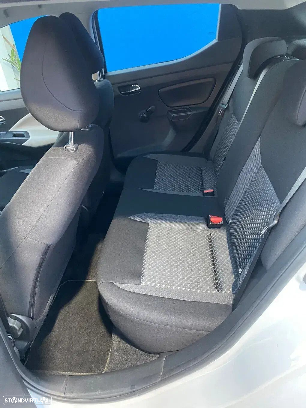 Nissan Micra - 12