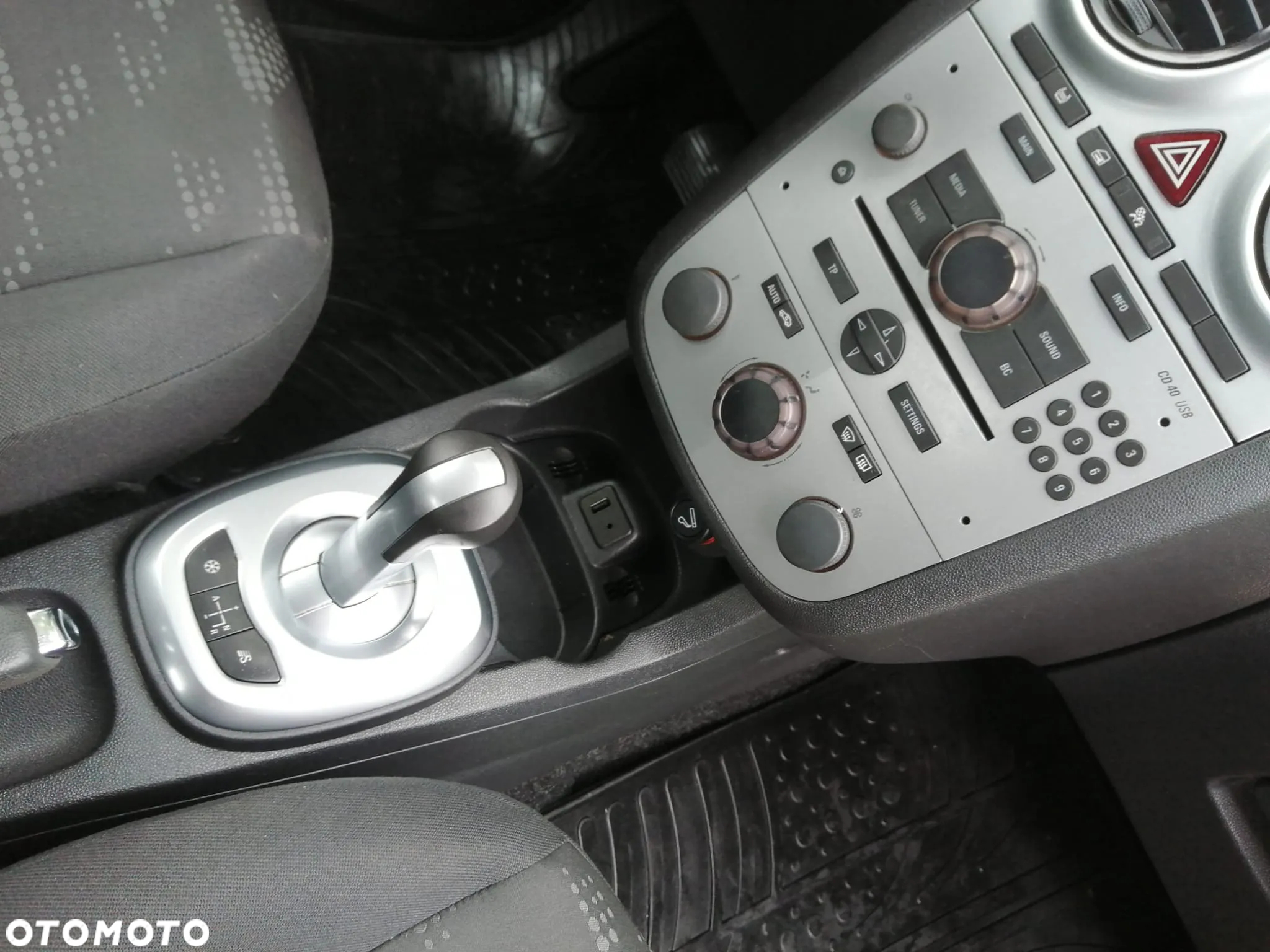 Opel Corsa - 9