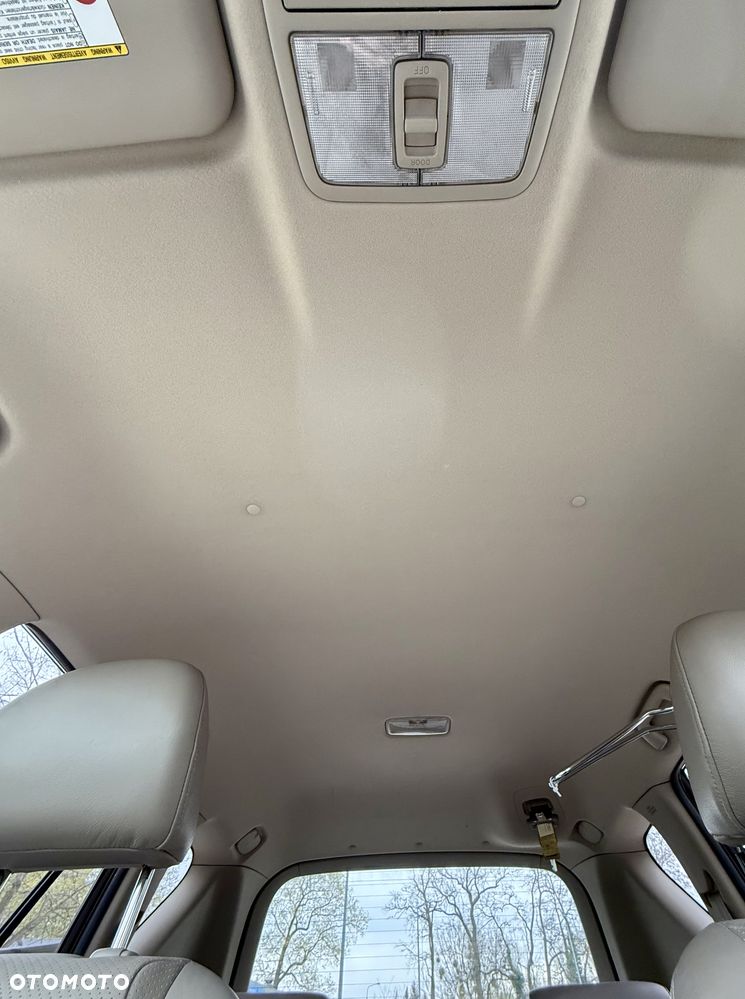 Toyota RAV4 2.2 D-CAT 4x4 Executive - 8