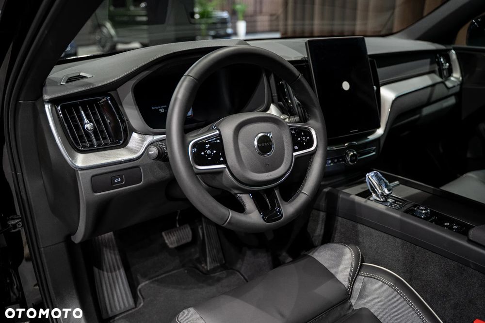 Volvo XC 60 B5 B AWD Ultra Black Edition - 9