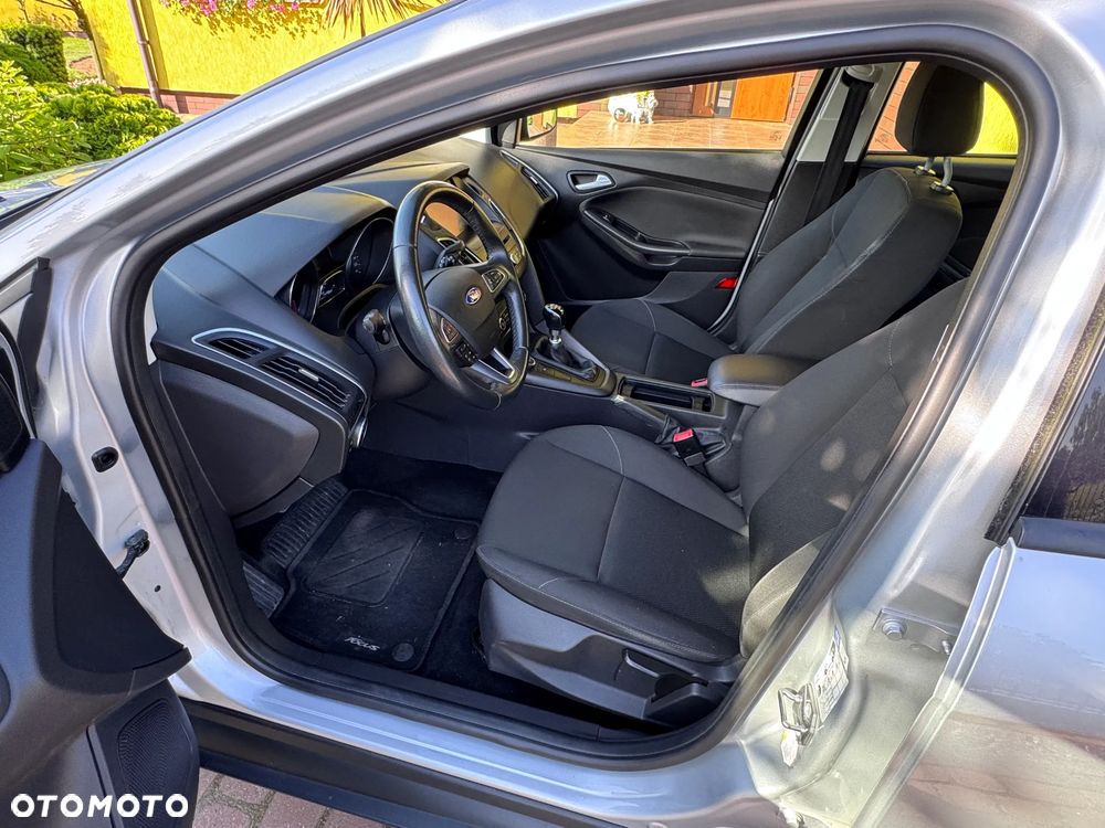 Ford Focus 1.5 EcoBoost Start-Stopp-System Business Edition - 9