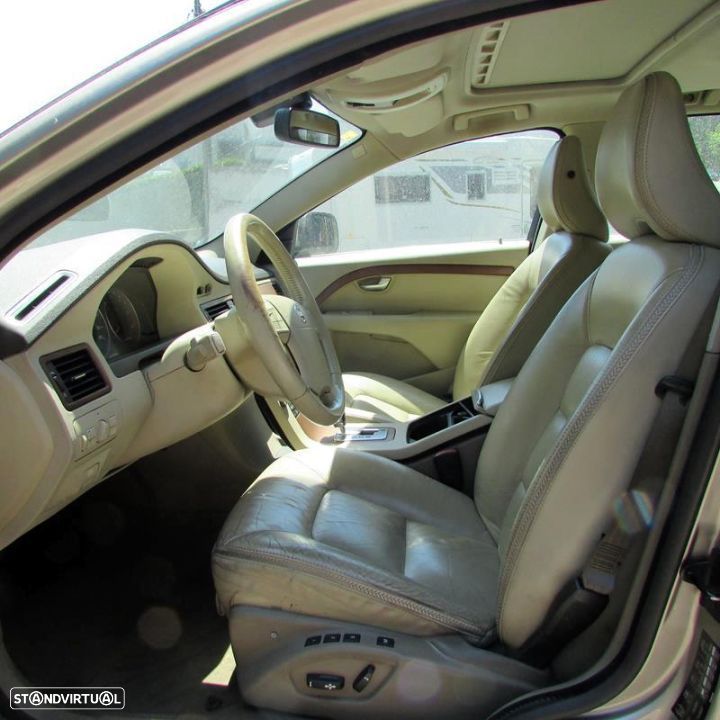 Volvo XC70 2.4 D5 (185CV) de 2007 - Peças Usadas (6744) - 5