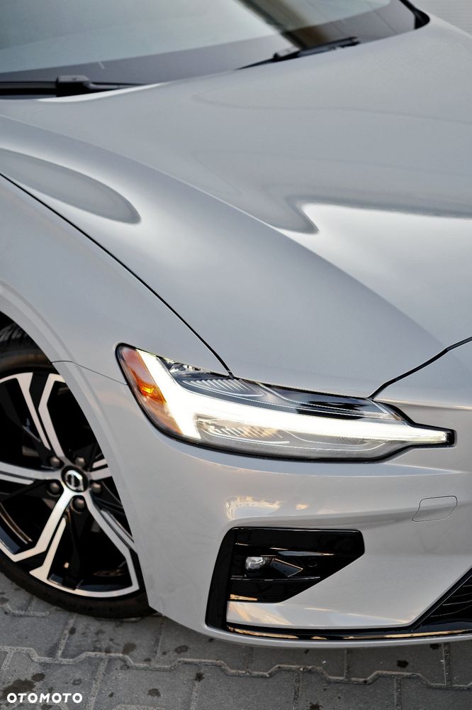 Volvo S60 B5 B Ultimate Dark - 7