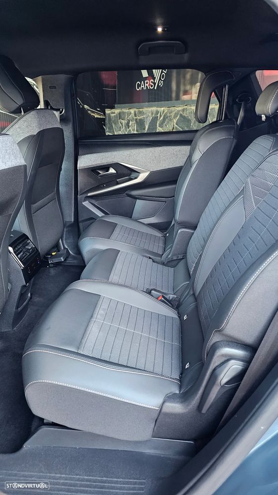 Peugeot 5008 1.2 Hybrid Allure e-DCS6 - 24