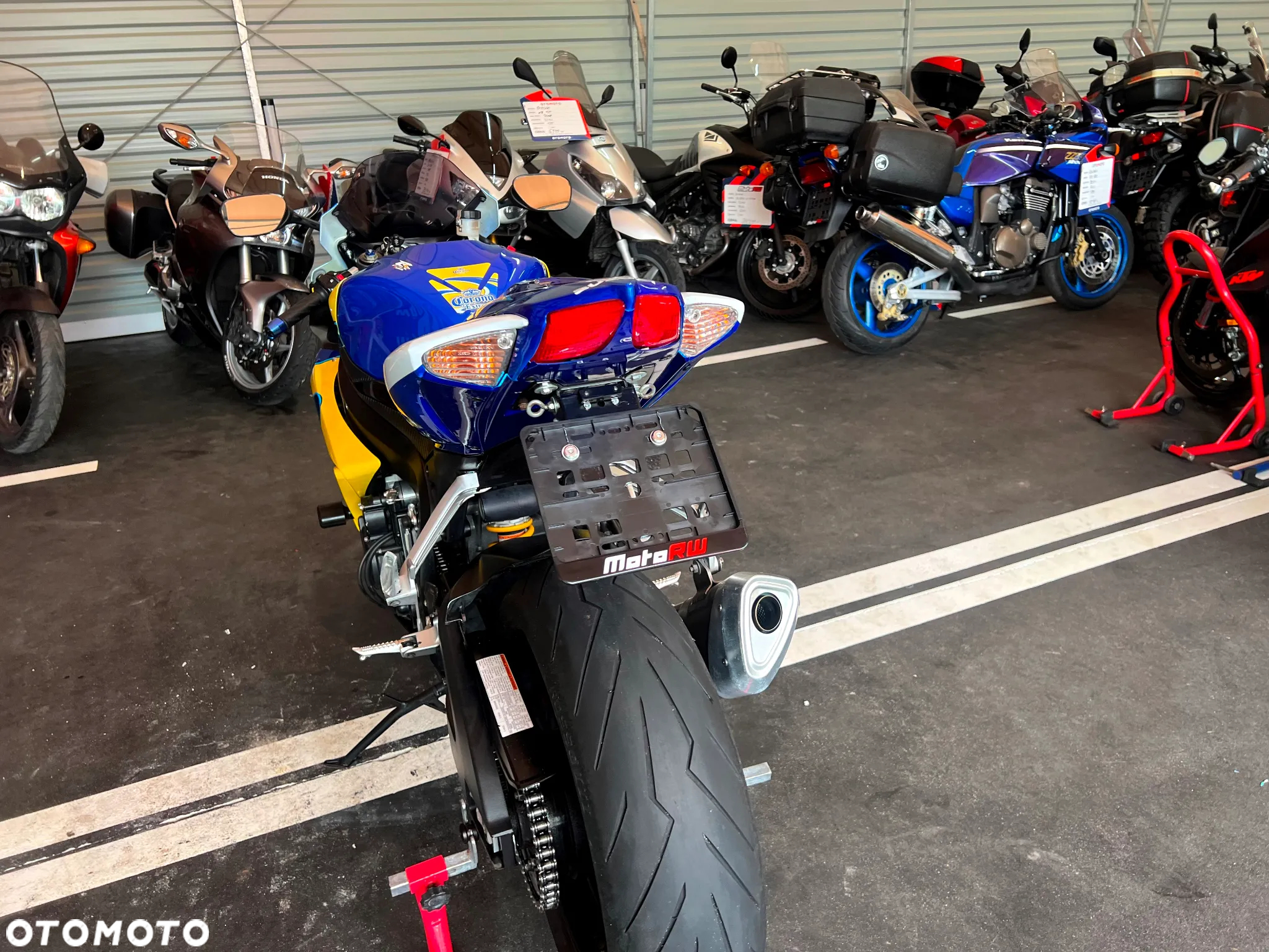 Suzuki GSX-R - 13