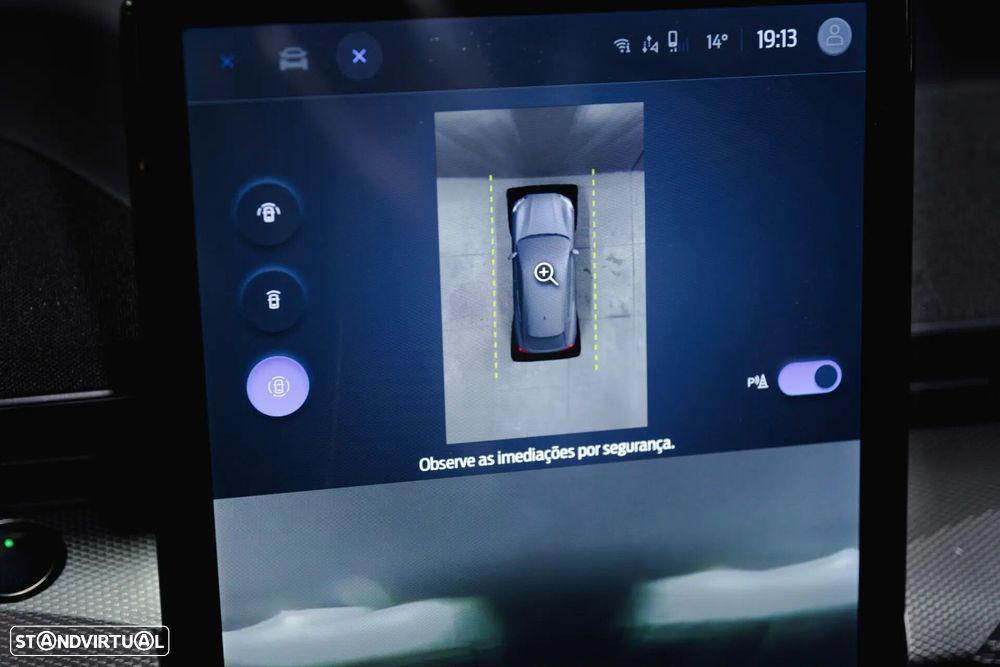 Ford Mustang Mach-E Standard - 22